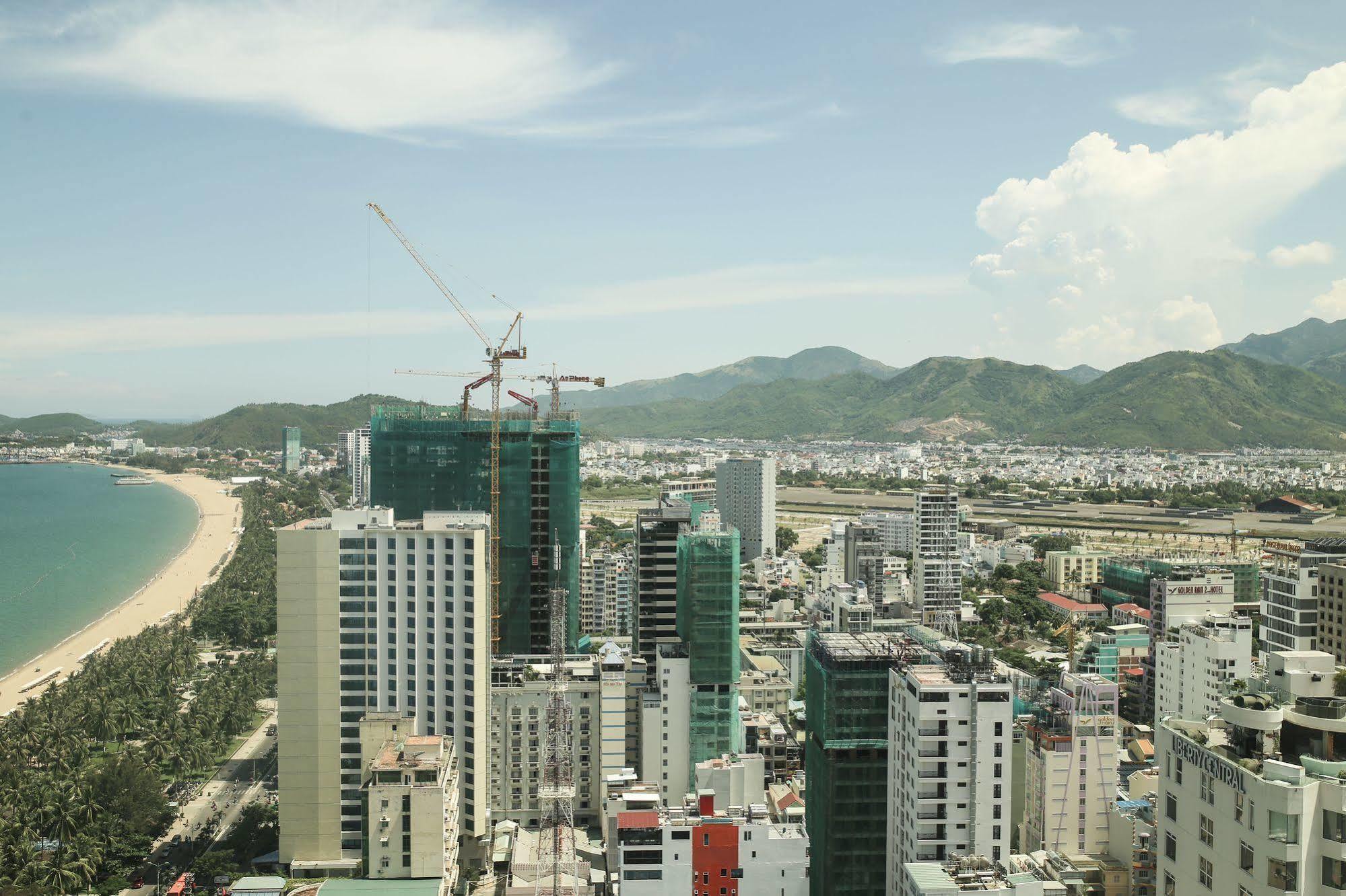 Gold Ocean Apartments Nha Trang Exterior foto